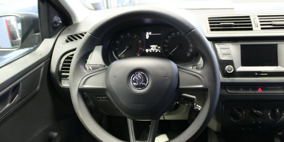 Skoda Fabia 1.0 MPI Cool Edition 84.870 km 8.480 &euro; Euskirchen 53881