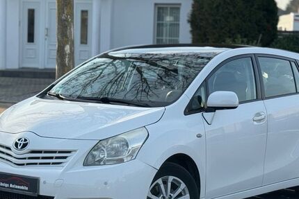 Toyota Verso 172.497 km 6.290 &euro; Jülich 52428
