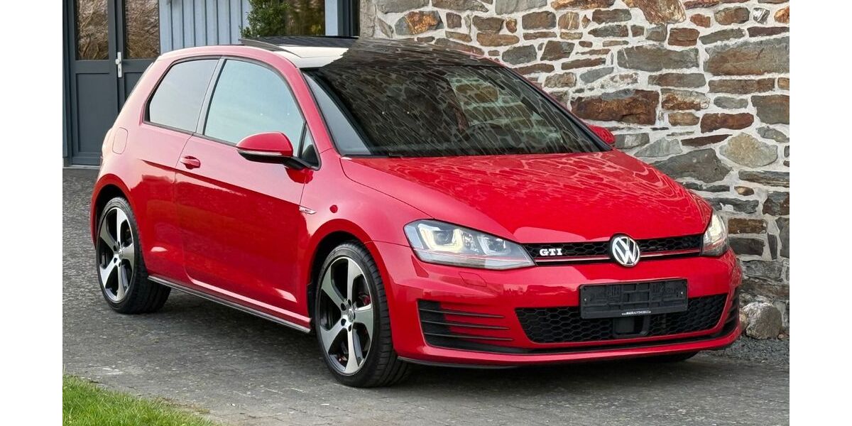 VW Golf 120.982 km 18.490 &euro; Simmerath (bei Aachen) 52152