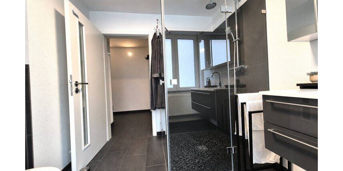 Etagenwohnung Aachen Aachen-Mitte - 2 Zimmer, 75 m&sup2;, 249.000&euro; | Angebot:26787495