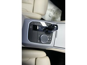 BMW 330i xDrive Touring Aut. Advantage 68.255 km 26.980 &euro; Euskirchen 53881