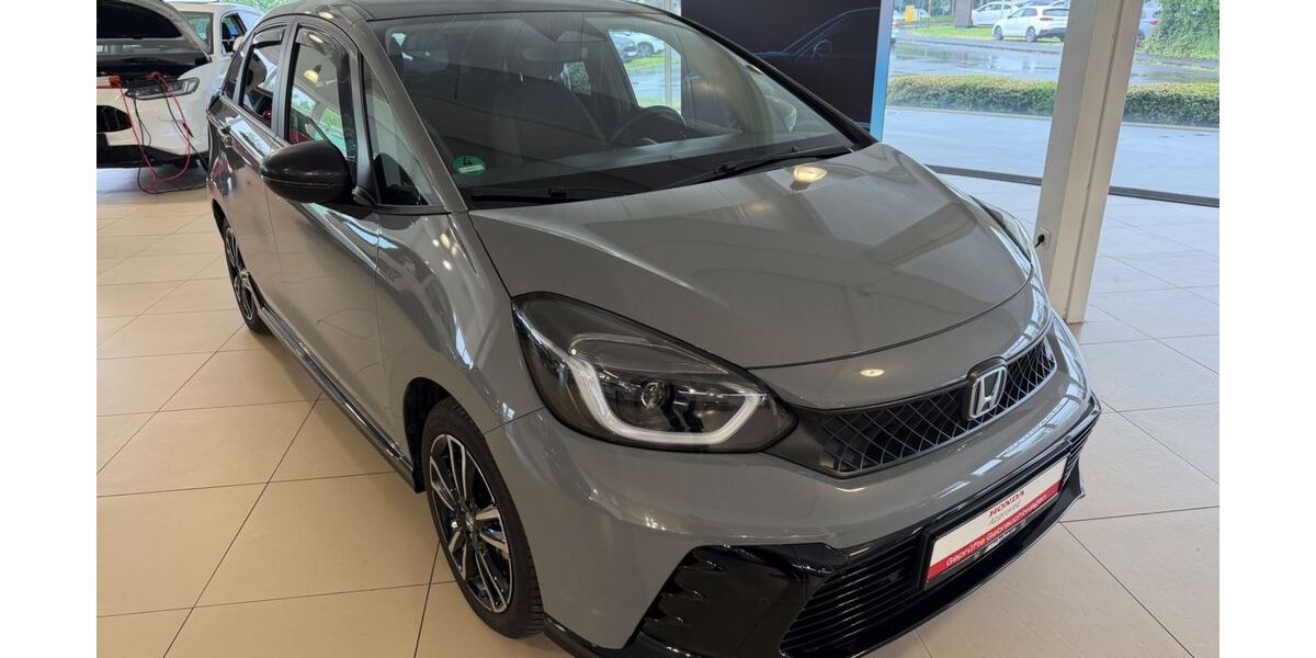 Honda Jazz 27.205 km 23.890 &euro; Brühl 50321