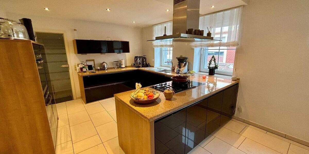 Mehrfamilienhaus, Wohnhaus Alsdorf Hoengen - 8 Zimmer, 270 m&sup2;, 595.000&euro; | Angebot:25772711