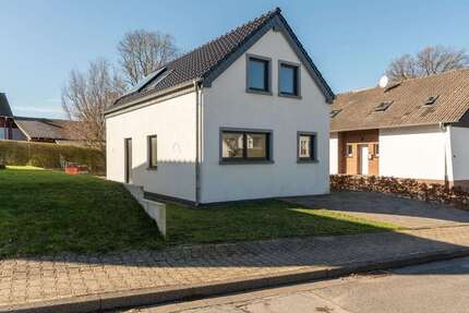 Haus Roetgen - 3 Zimmer, 83 m&sup2;, 279.000&euro; | Angebot:26617348