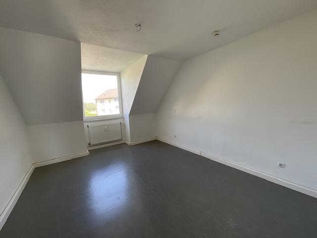 Dachgeschoßwohnung Alsdorf - 4.5 Zimmer, 81 m&sup2;, 426&euro; | Angebot:25963943