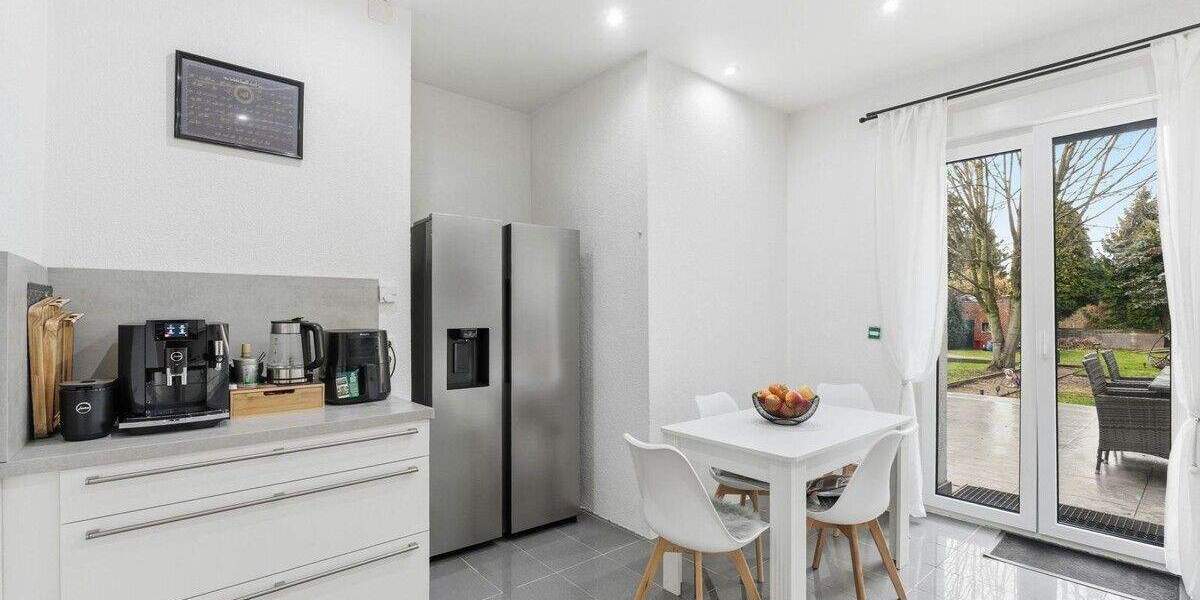 Einfamilienhaus Alsdorf - 8 Zimmer, 230 m&sup2;, 399.000&euro; | Angebot:25770120