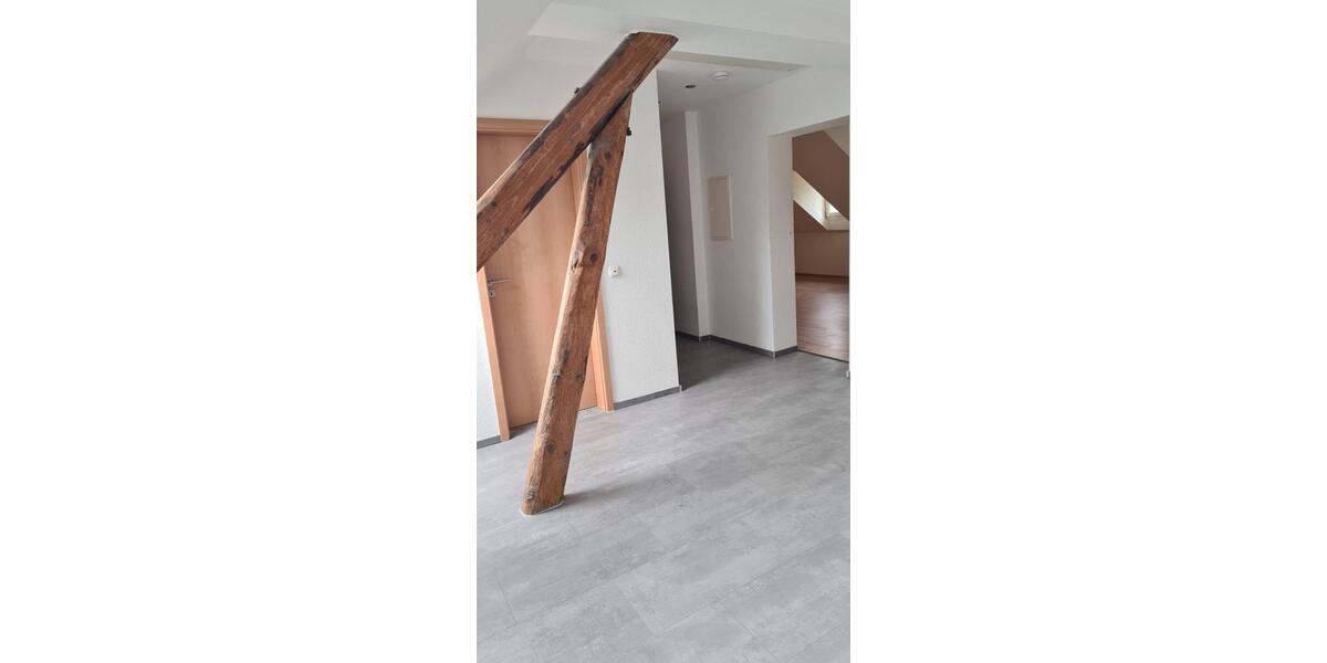 Dachgeschoßwohnung Stolberg (Rheinland) - 2.5 Zimmer, 50 m&sup2;, 570&euro; | Angebot:23762330