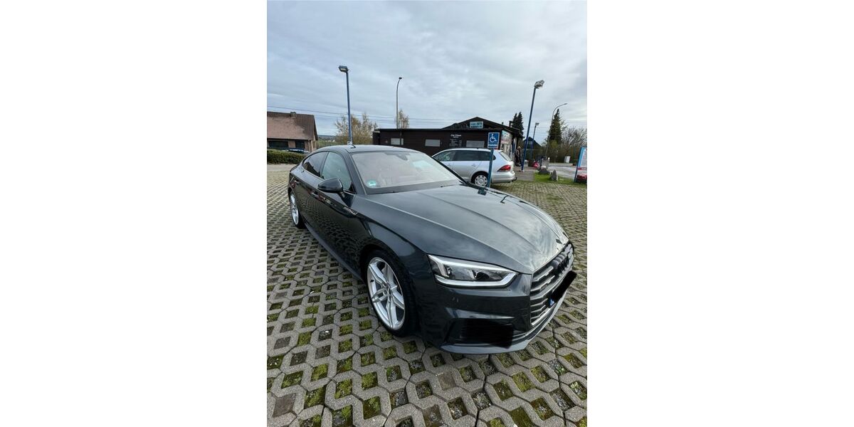 Audi A5 133.000 km 26.990 &euro; Aachen 52076