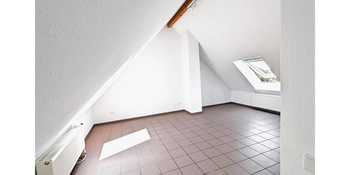Dachgeschoßwohnung Kerpen Balkhausen - 1 Zimmer, 37 m&sup2;, 614&euro; | Angebot:26546074