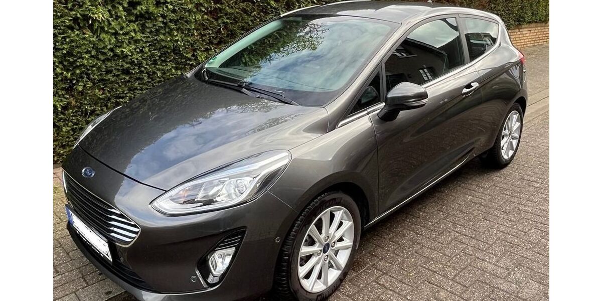 Ford Fiesta 23.439 km 8.000 &euro; Baesweiler 52499