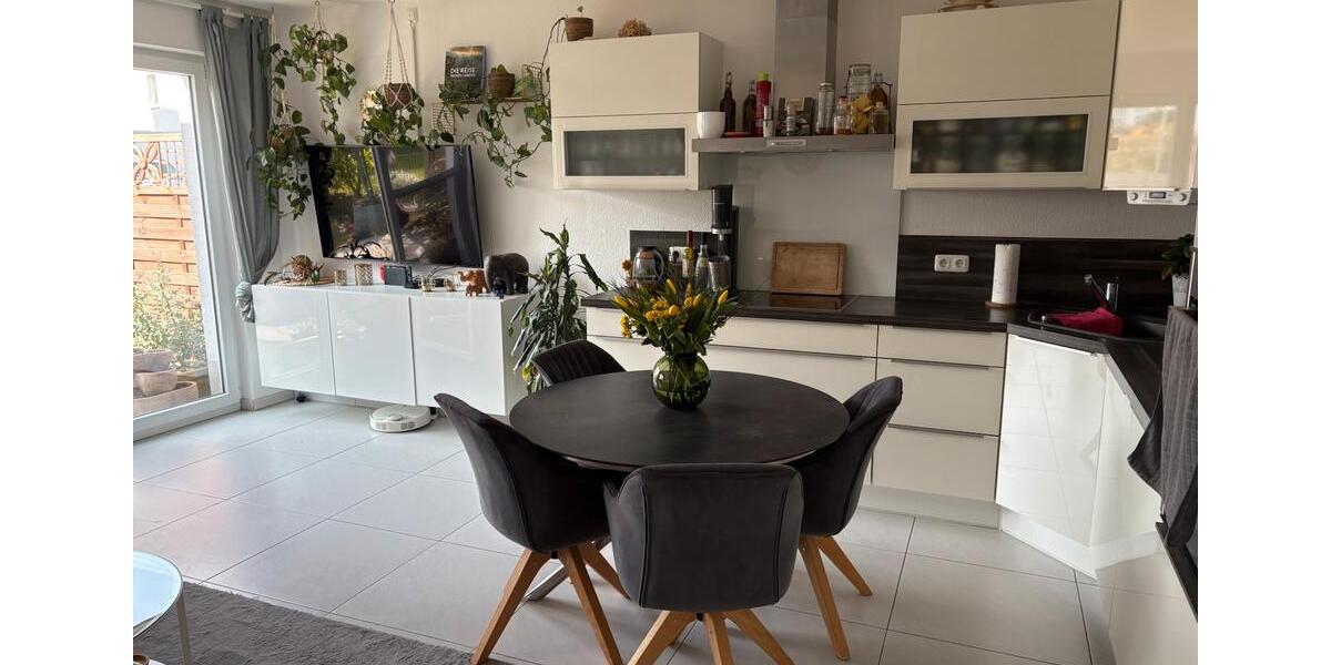 Erdgeschoßwohnung Brühl - 2.5 Zimmer, 74 m&sup2;, 1.500&euro; | Angebot:26003677