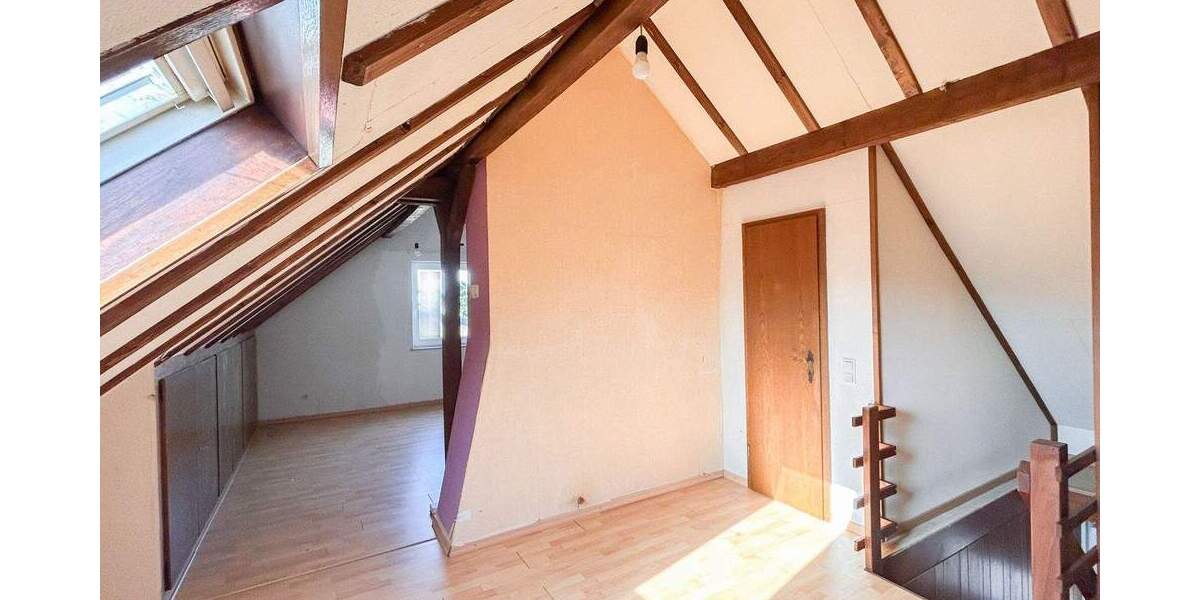 Mehrfamilienhaus, Wohnhaus Übach-Palenberg / Marienberg Marienberg - 4 Zimmer, 103 m&sup2;, 185.000&euro; | Angebot:25776336
