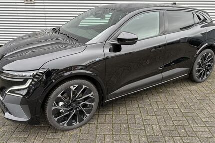 Renault Megane 2.800 km 36.998 &euro; Aachen 52072