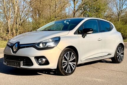 Renault Clio 105.130 km 8.899 &euro; Kerpen 50170