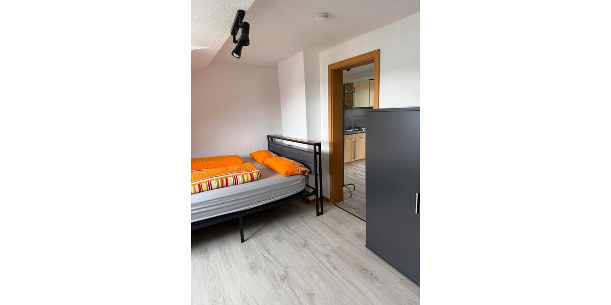 Dachgeschoßwohnung Düren Rölsdorf - 1 Zimmer, 40 m&sup2;, 1.000&euro; | Angebot:26396510