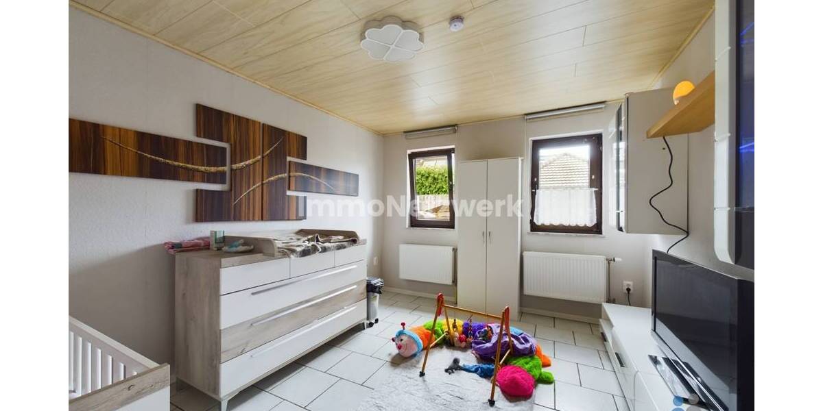 Mehrfamilienhaus, Wohnhaus Elsdorf Grouven - 6 Zimmer, 210 m&sup2;, 299.000&euro; | Angebot:25805599