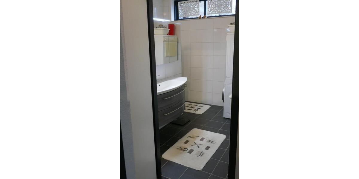 Etagenwohnung Aachen Aachen-Mitte - 2 Zimmer, 79 m&sup2;, 185.000&euro; | Angebot:25418196