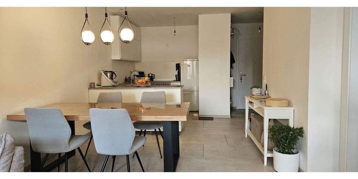 Etagenwohnung Euskirchen Innenstadt - 2 Zimmer, 64 m&sup2;, 298.000&euro; | Angebot:25683553