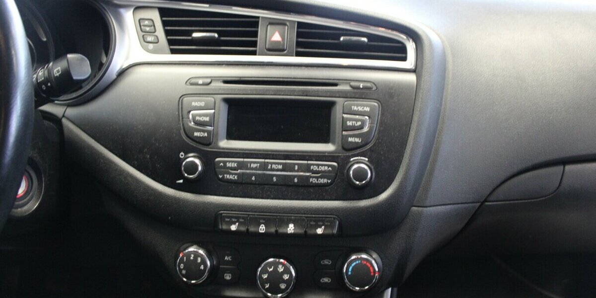 Kia Ceed 1.4 CVVT Edition 7 90.520 km 10.780 &euro; Euskirchen 53881