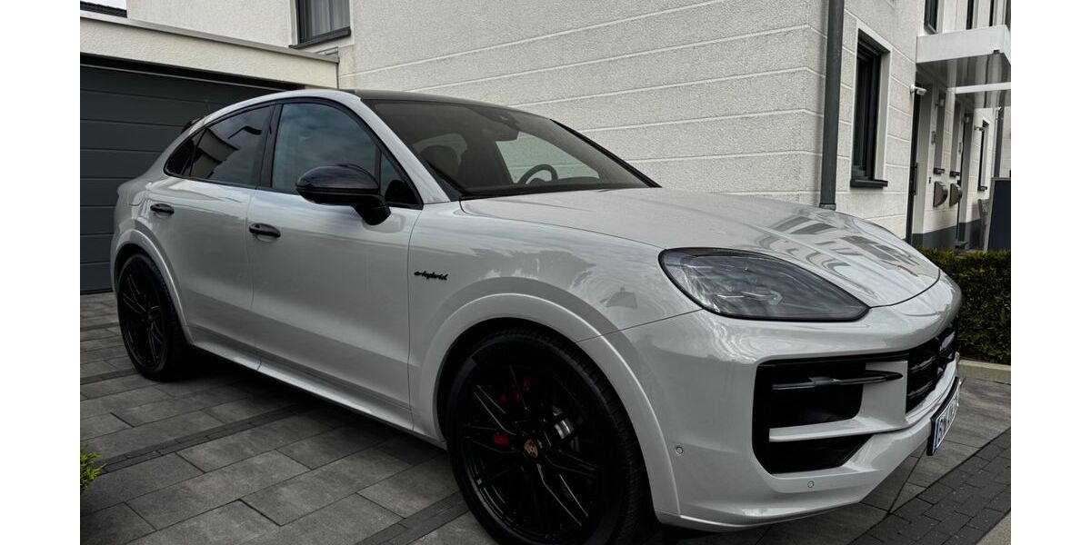 Porsche Cayenne 27.000 km 120.900 &euro; Frechen 50226