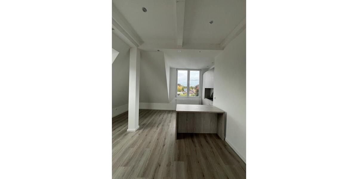 Dachgeschoßwohnung Jülich - 2 Zimmer, 63 m&sup2;, 1.080&euro; | Angebot:26543516