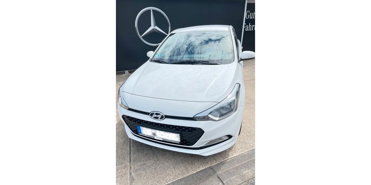 Hyundai i20 135.142 km 5.600 &euro; Aachen 52080