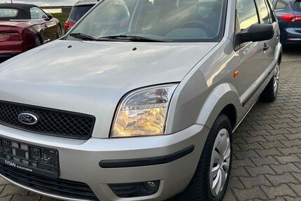 Ford Fusion 157.000 km 1.850 &euro; Erftstadt 50374