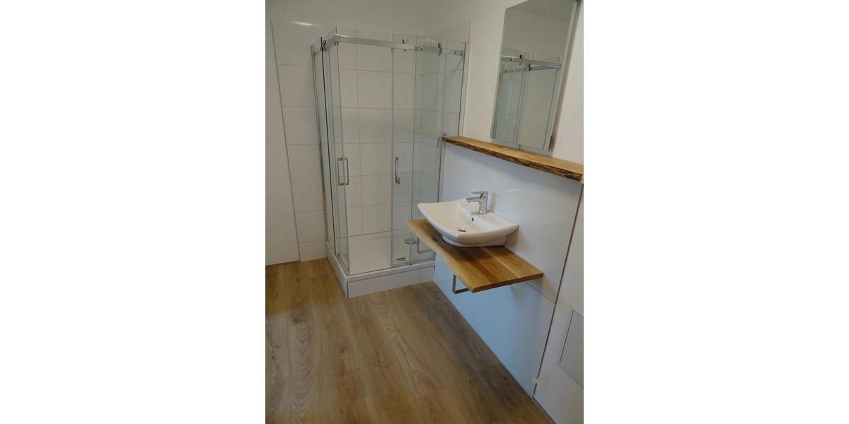 Reihenhaus Aachen Aachen-Mitte - 3 Zimmer, 85 m&sup2;, 1.300&euro; | Angebot:27615647
