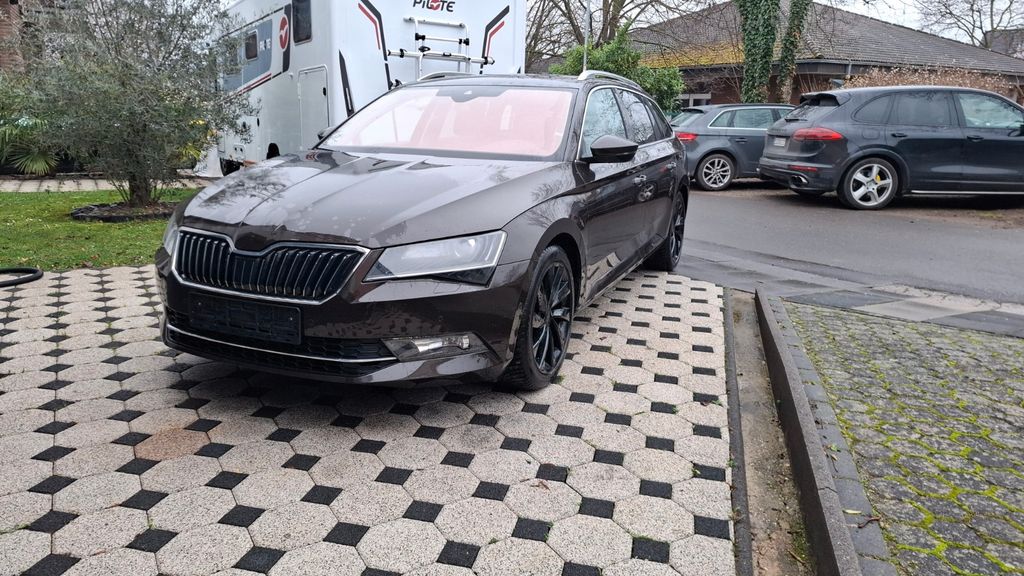 Skoda Superb 75.380 km 18.999 &euro; Euskirchen 53881