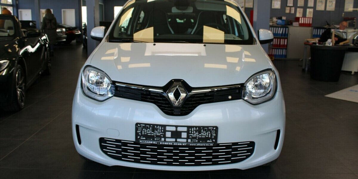 Renault Twingo Electric URBAN NIGHT 25.114 km 10.980 &euro; Euskirchen 53881