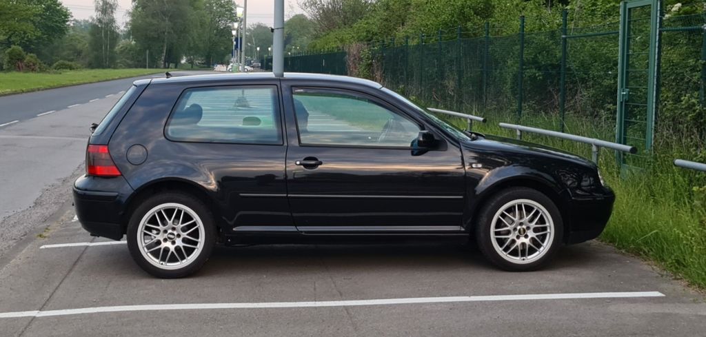 VW Golf 264.000 km 1.900 &euro; Stolberg 52222