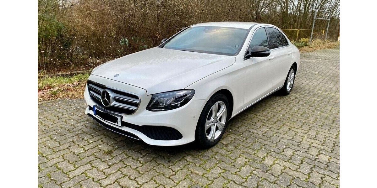 Mercedes-Benz E 220 119.200 km 14.950 &euro; Jülich 52428