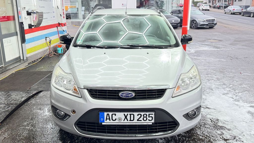 Ford Focus 261.927 km 2.799 &euro; Aachen 52080