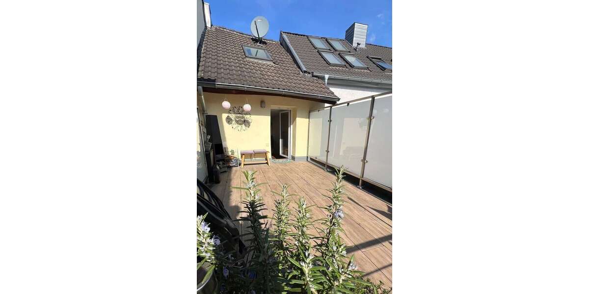 Etagenwohnung Eschweiler - 3 Zimmer, 92 m&sup2;, 950&euro; | Angebot:25900202