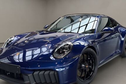 Porsche 992 8.000 km 186.400 &euro; Aachen 52068
