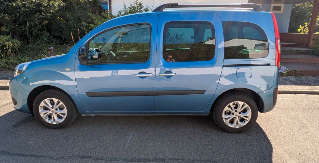Renault Kangoo 52.000 km 16.200 &euro; Düren 52355