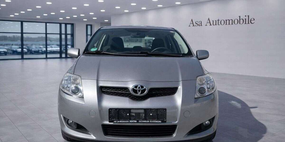 Toyota Auris 185.000 km 3.950 &euro; Düren 52351