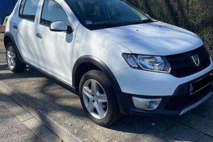 Dacia Sandero 94.518 km 6.200 &euro; Düren 52353