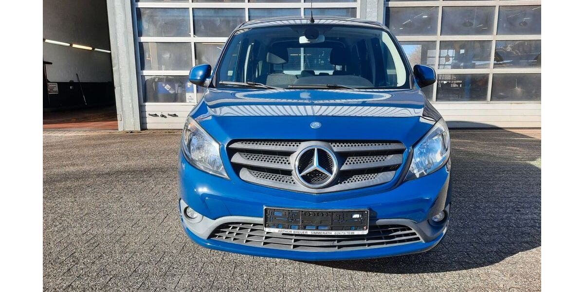 Mercedes-Benz Citan 104.000 km 9.900 &euro; Simmerath 52152