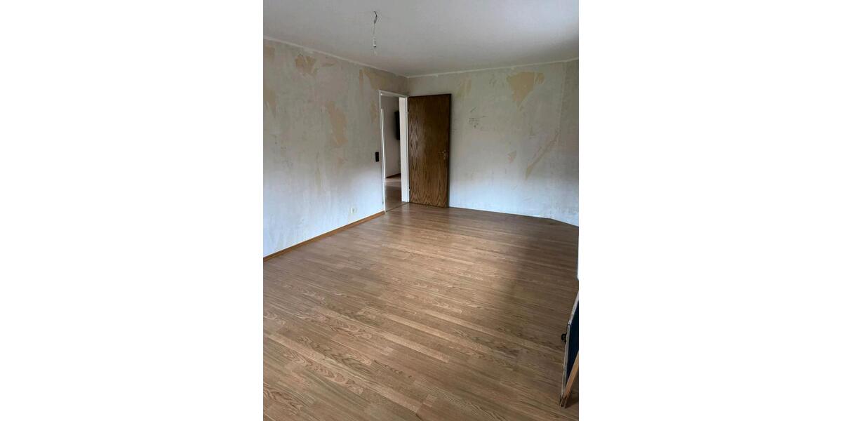 Etagenwohnung Aachen Aachen-Mitte - 3.5 Zimmer, 105 m&sup2;, 750&euro; | Angebot:25287110
