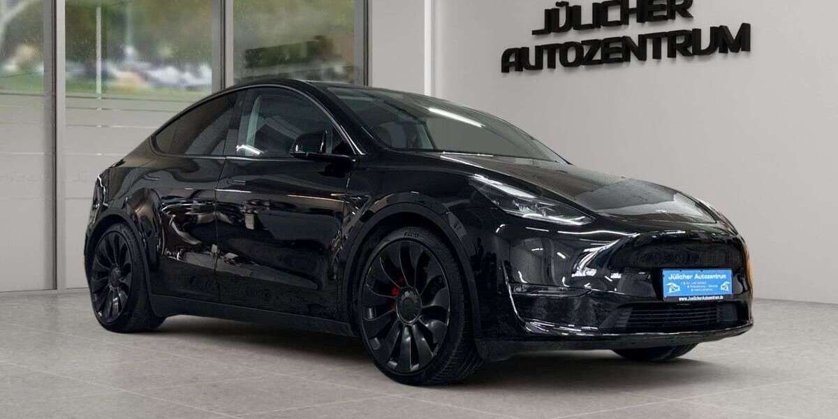 Tesla Model Y 64.553 km 37.990 &euro; Jülich 52428