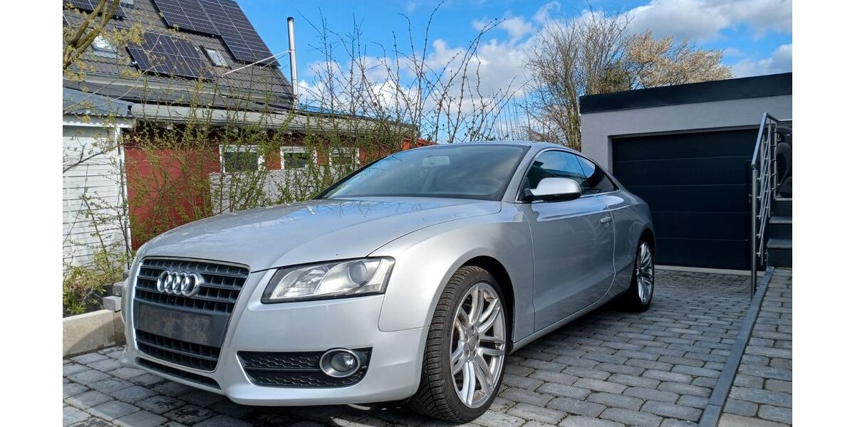 Audi A5 159.000 km 9.950 &euro; Zülpich 53909