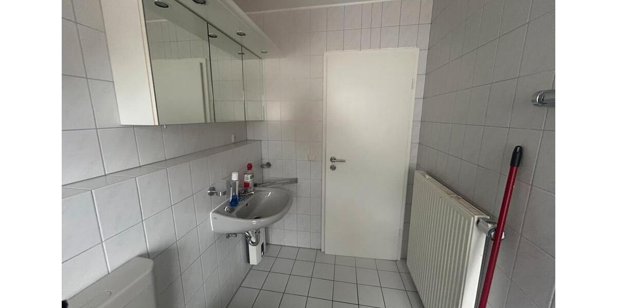 Dachgeschoßwohnung Aachen Aachen-Mitte - 3 Zimmer, 54 m&sup2;, 850&euro; | Angebot:26019137