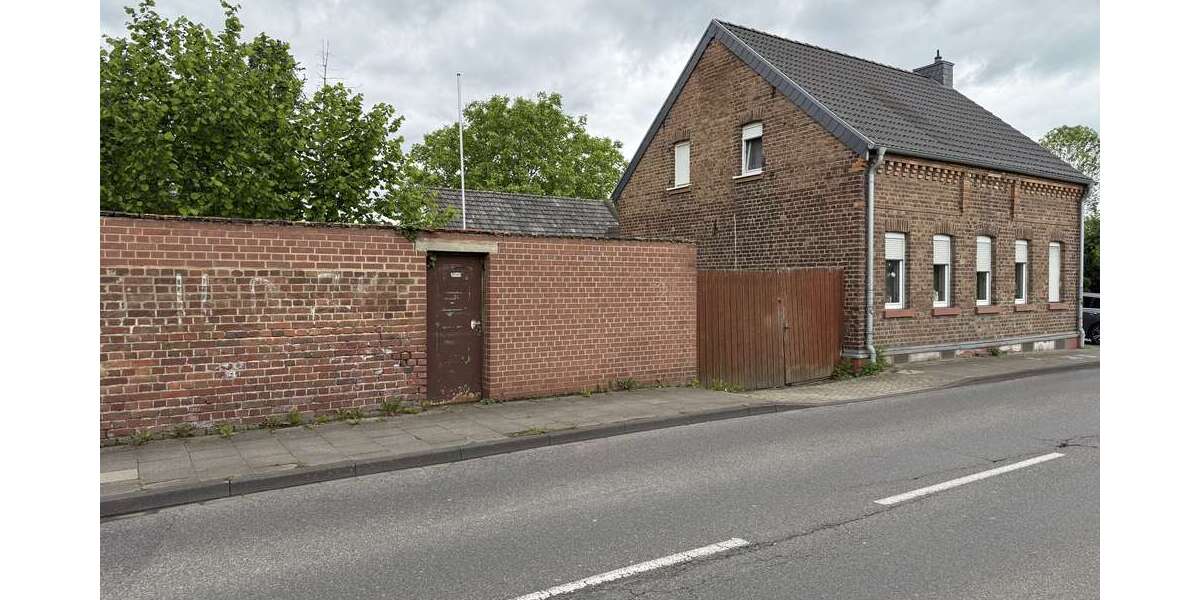 Einfamilienhaus Erftstadt - 4 Zimmer, 100 m&sup2;, 150.000&euro; | Angebot:27008399