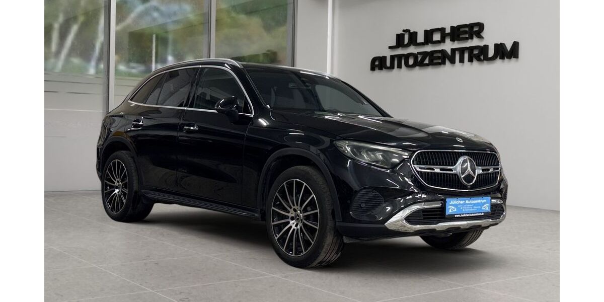 Mercedes-Benz GLC 300 22.000 km 46.490 &euro; Jülich 52428