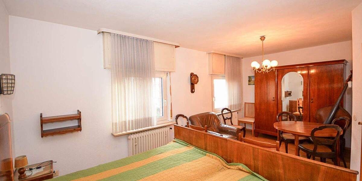 Einfamilienhaus Brühl - 6 Zimmer, 135 m&sup2;, 298.000&euro; | Angebot:25709861