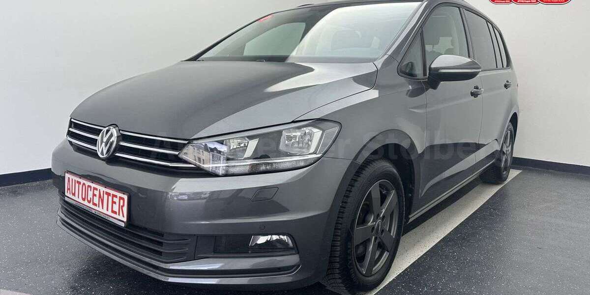 VW Touran 86.000 km 16.990 &euro; Stolberg 52222
