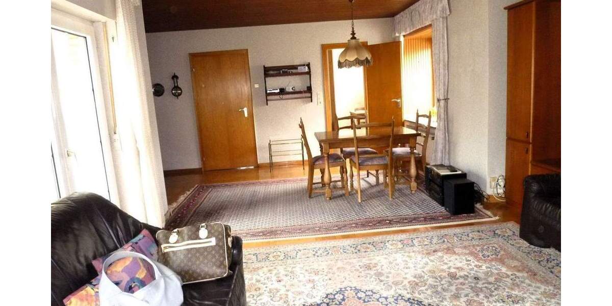 Bungalow Baesweiler - 5 Zimmer, 150 m&sup2;, 300.000&euro; | Angebot:25671392