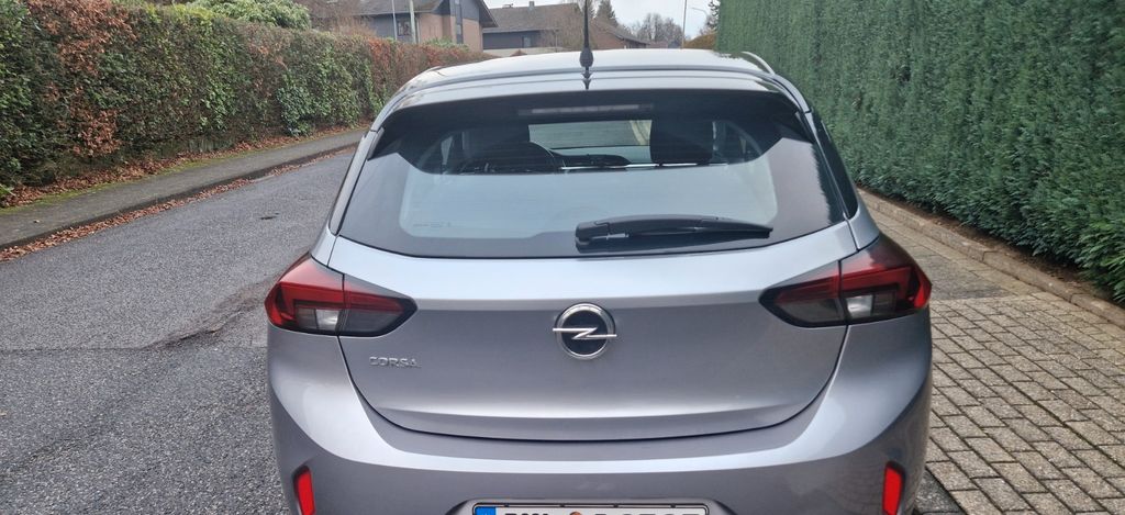 Opel Corsa 111.700 km 9.200 &euro; Simmerath 52152