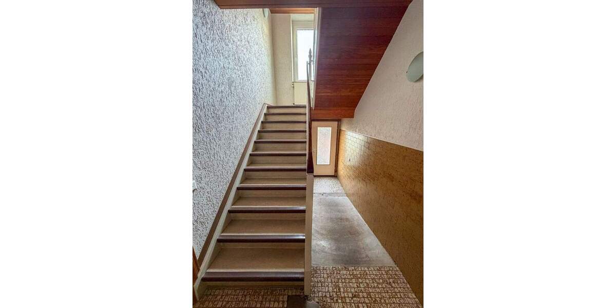 Mehrfamilienhaus, Wohnhaus Stolberg (Rheinland) / Büsbach Büsbach - 7 Zimmer, 173 m&sup2;, 359.000&euro; | Angebot:25742452